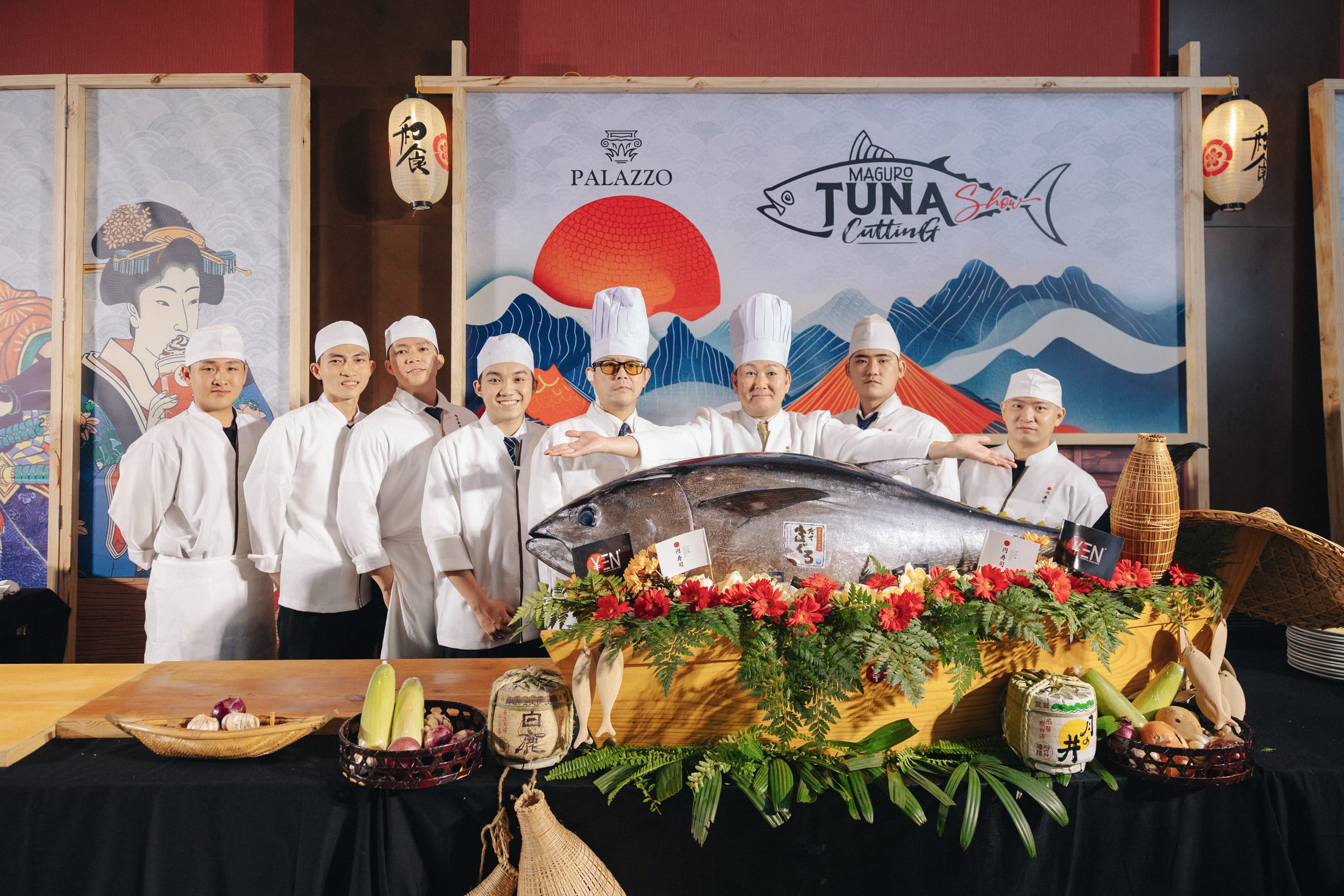 MAGURO TUNA CUTTING SHOW